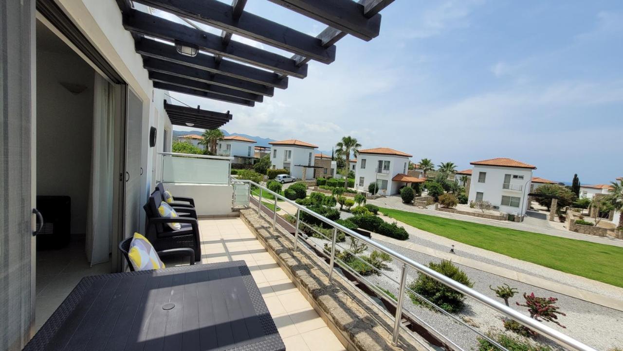 Sea And Mountain View Beachfront Penthouse Yali Ngoại thất bức ảnh