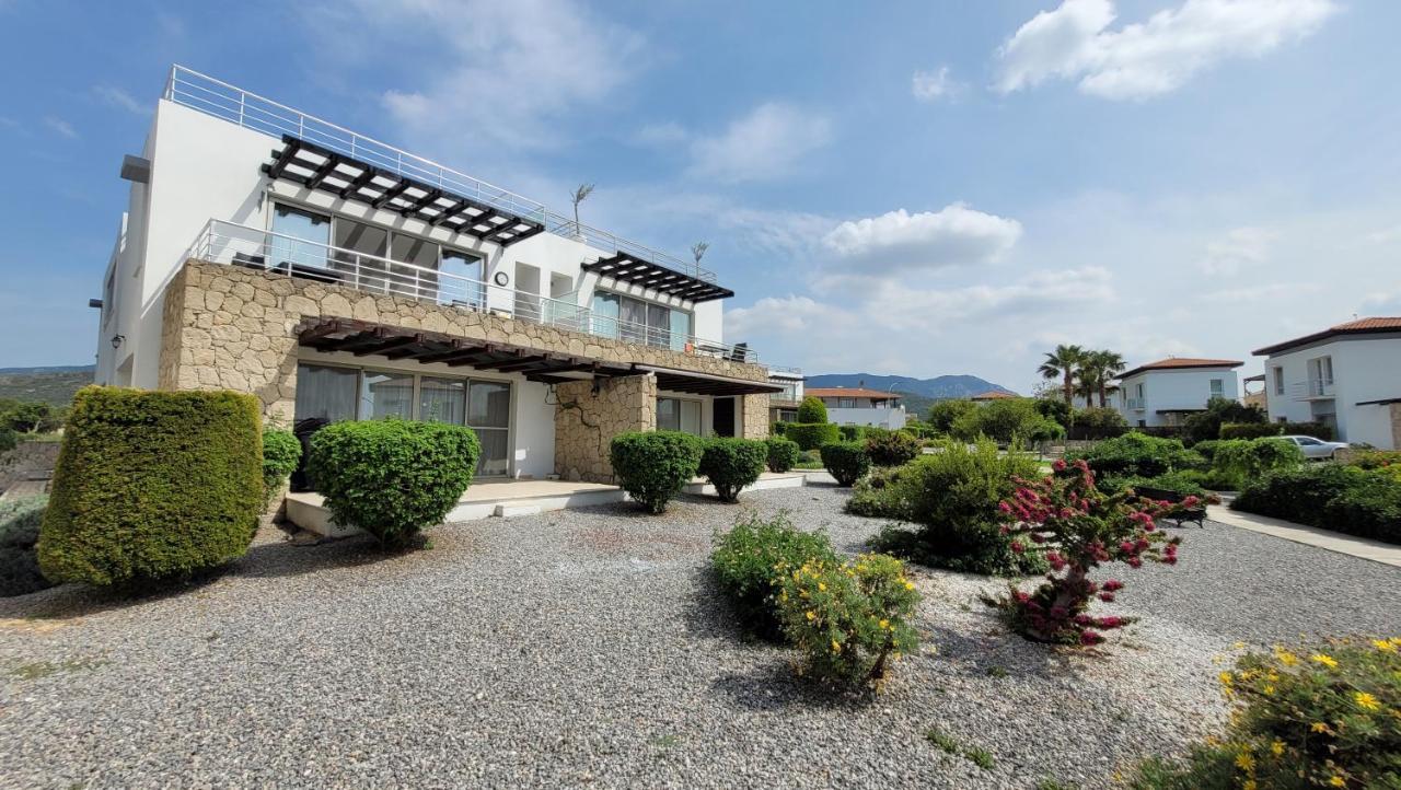 Sea And Mountain View Beachfront Penthouse Yali Ngoại thất bức ảnh