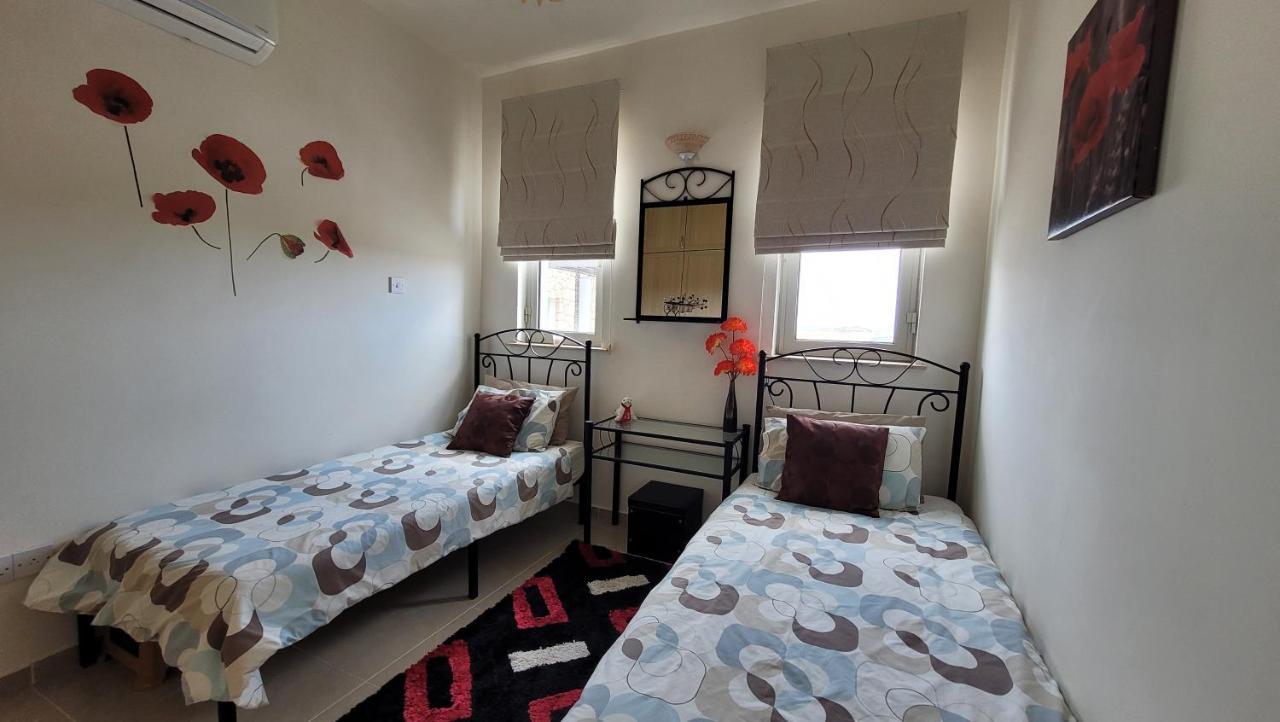 Sea And Mountain View Beachfront Penthouse Yali Ngoại thất bức ảnh