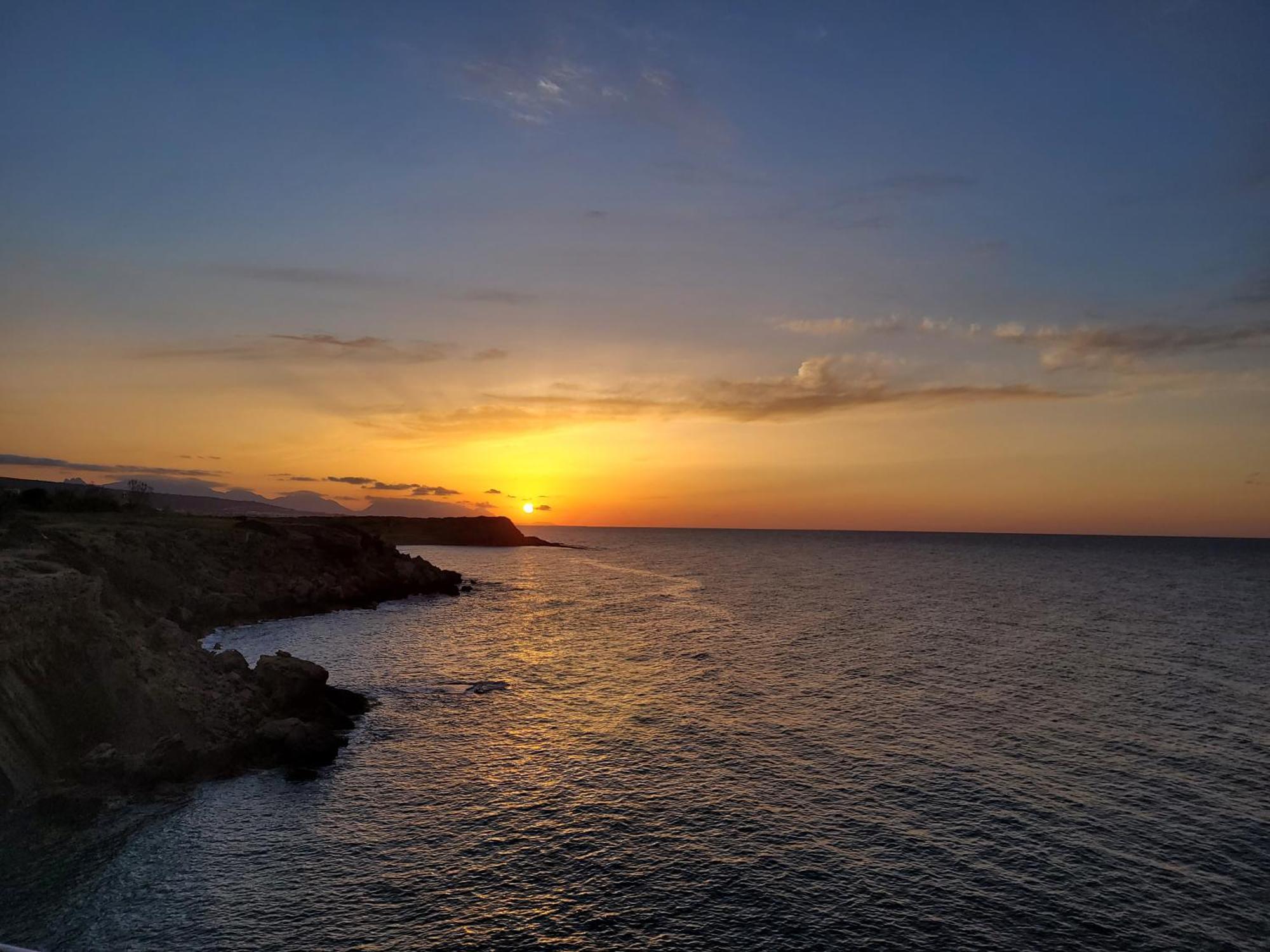 Sea And Mountain View Beachfront Penthouse Yali Ngoại thất bức ảnh